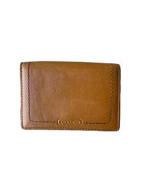 Coach Women’s Tan Cream Leather Card Holder Wallet